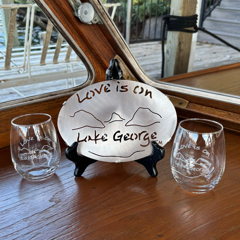 Lake George Stemless Wine Glasses and Stainless Trivet Gift Set